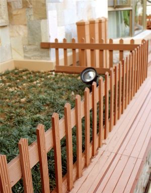 Düşük bakım ucuz WPC House çit ve Gates
