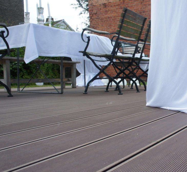 Hot-selling-waterproof-hollow-exterior-wpc-decking